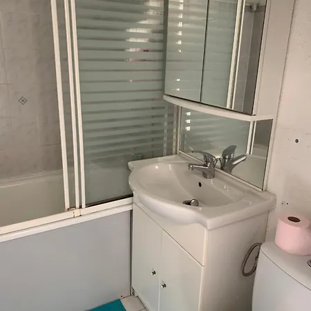 アパート T2vue Acces Direct A La *